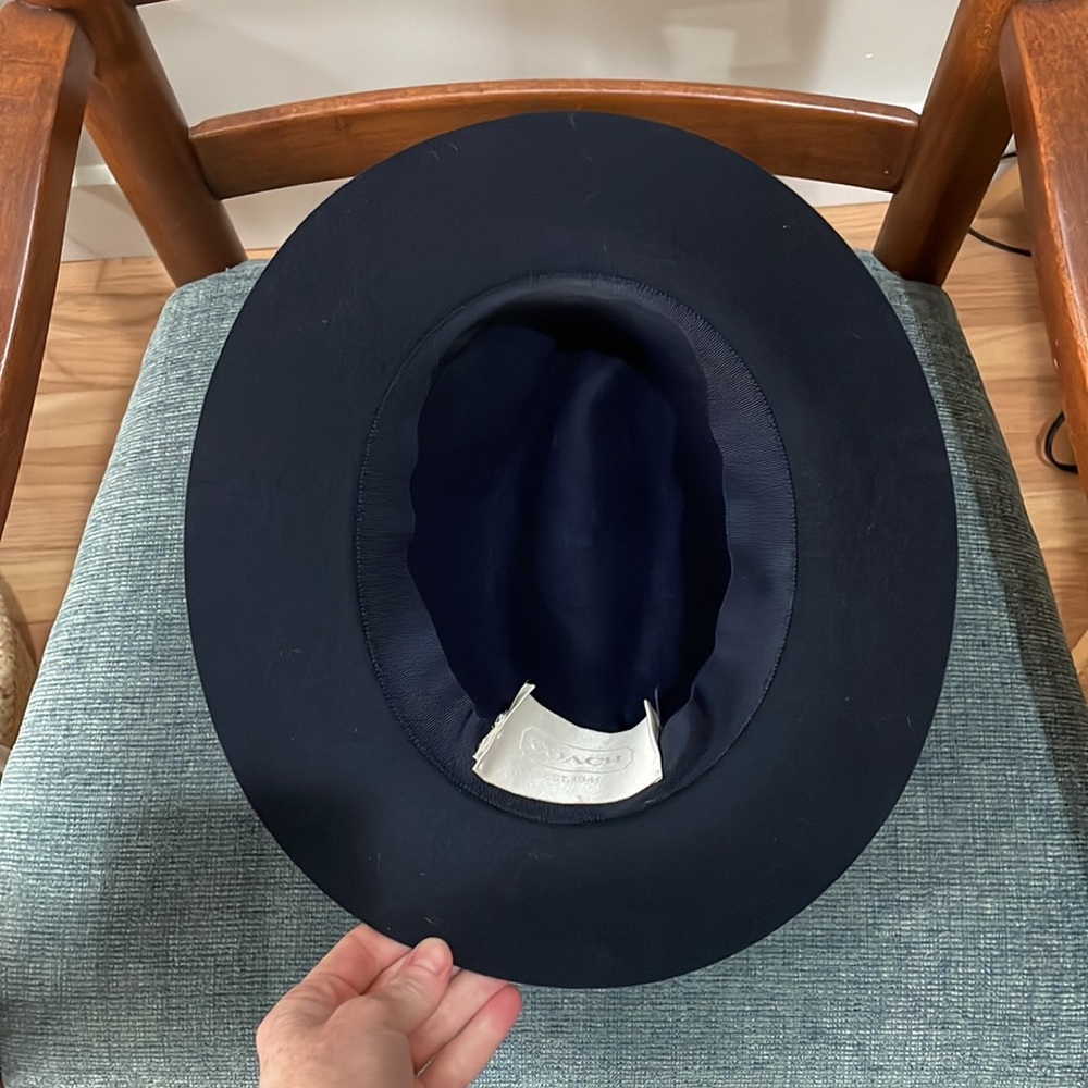 Coach hat - Picture 4 of 5